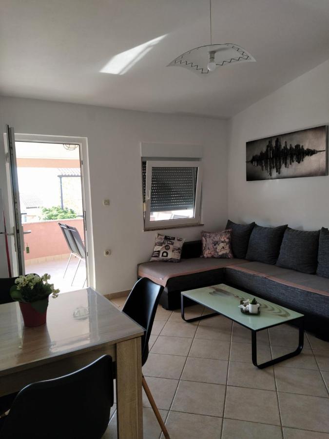 Apartmani Ruza Vir Exteriér fotografie