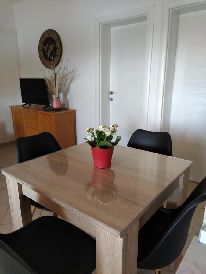 Apartmani Ruza Vir Exteriér fotografie