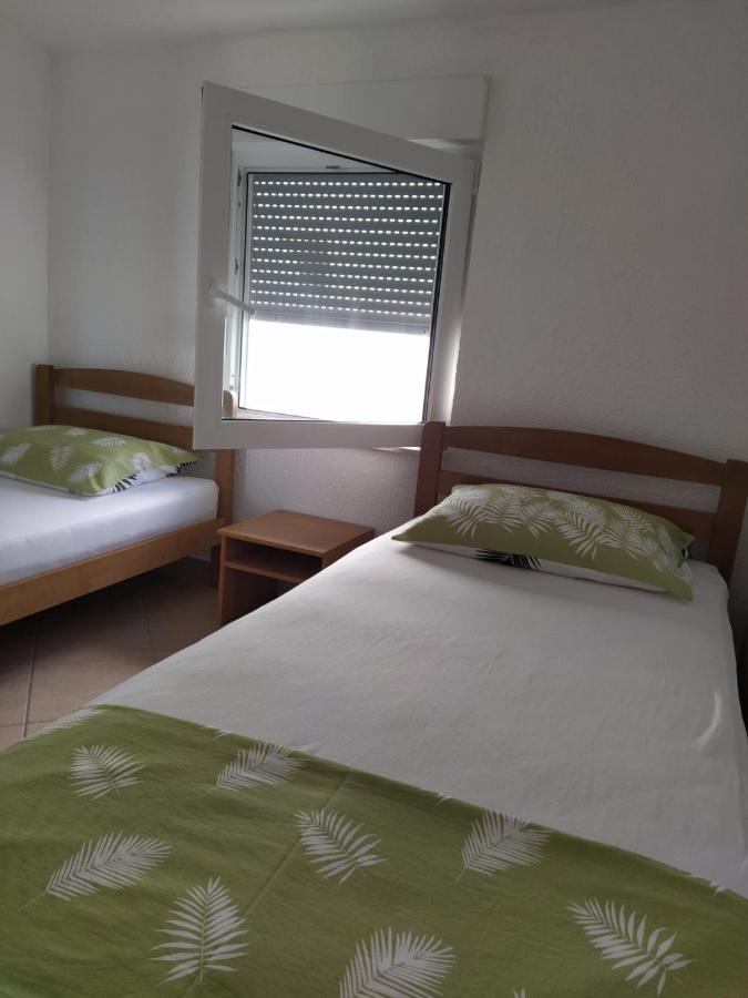 Apartmani Ruza Vir Exteriér fotografie