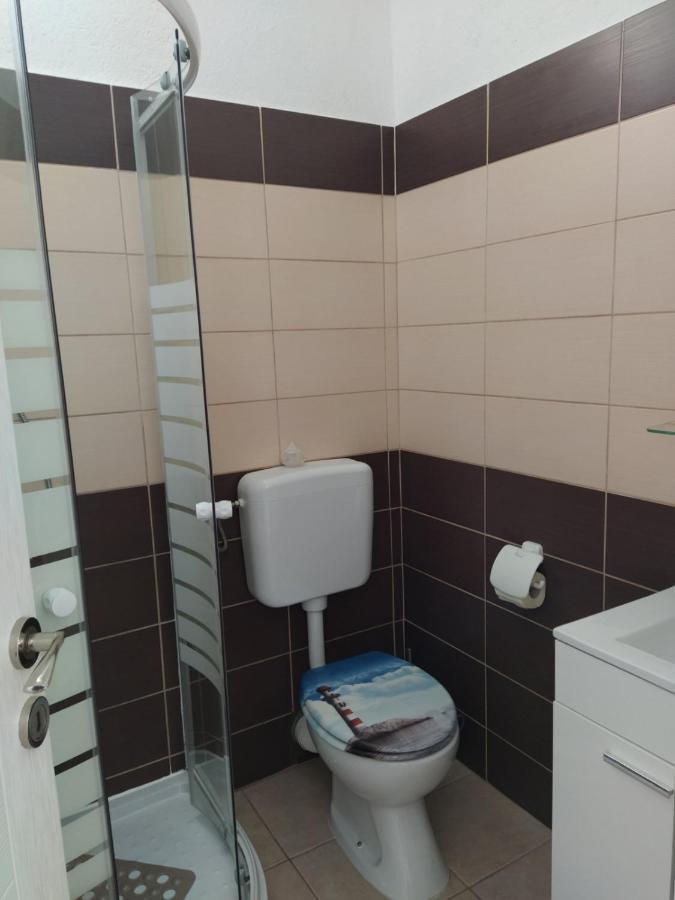 Apartmani Ruza Vir Exteriér fotografie