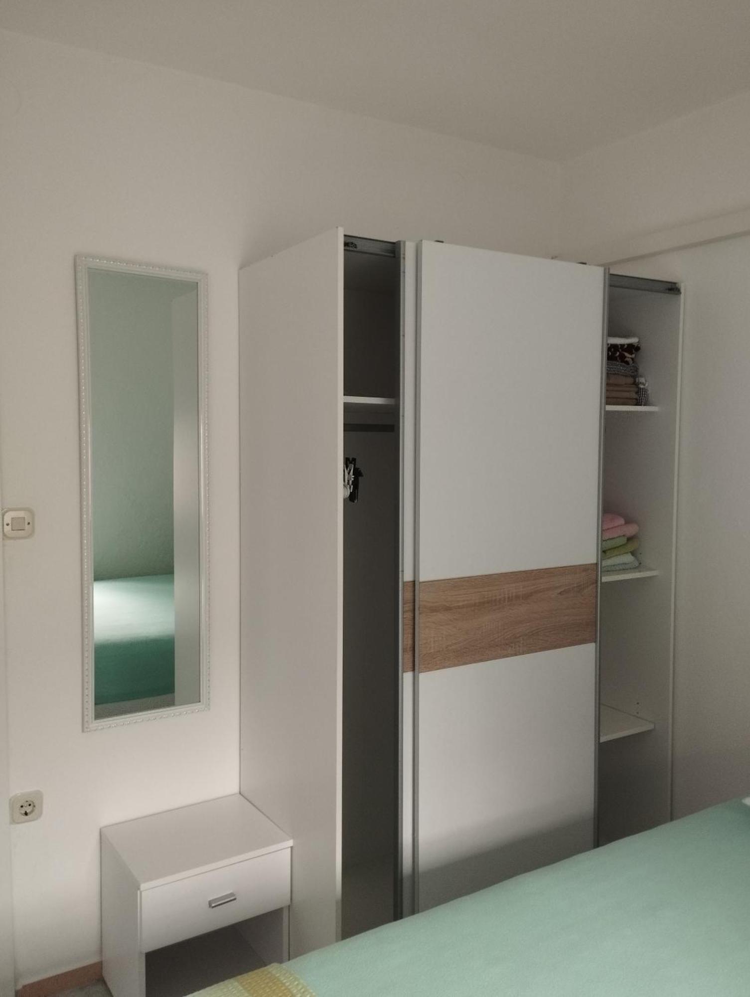 Apartmani Ruza Vir Exteriér fotografie